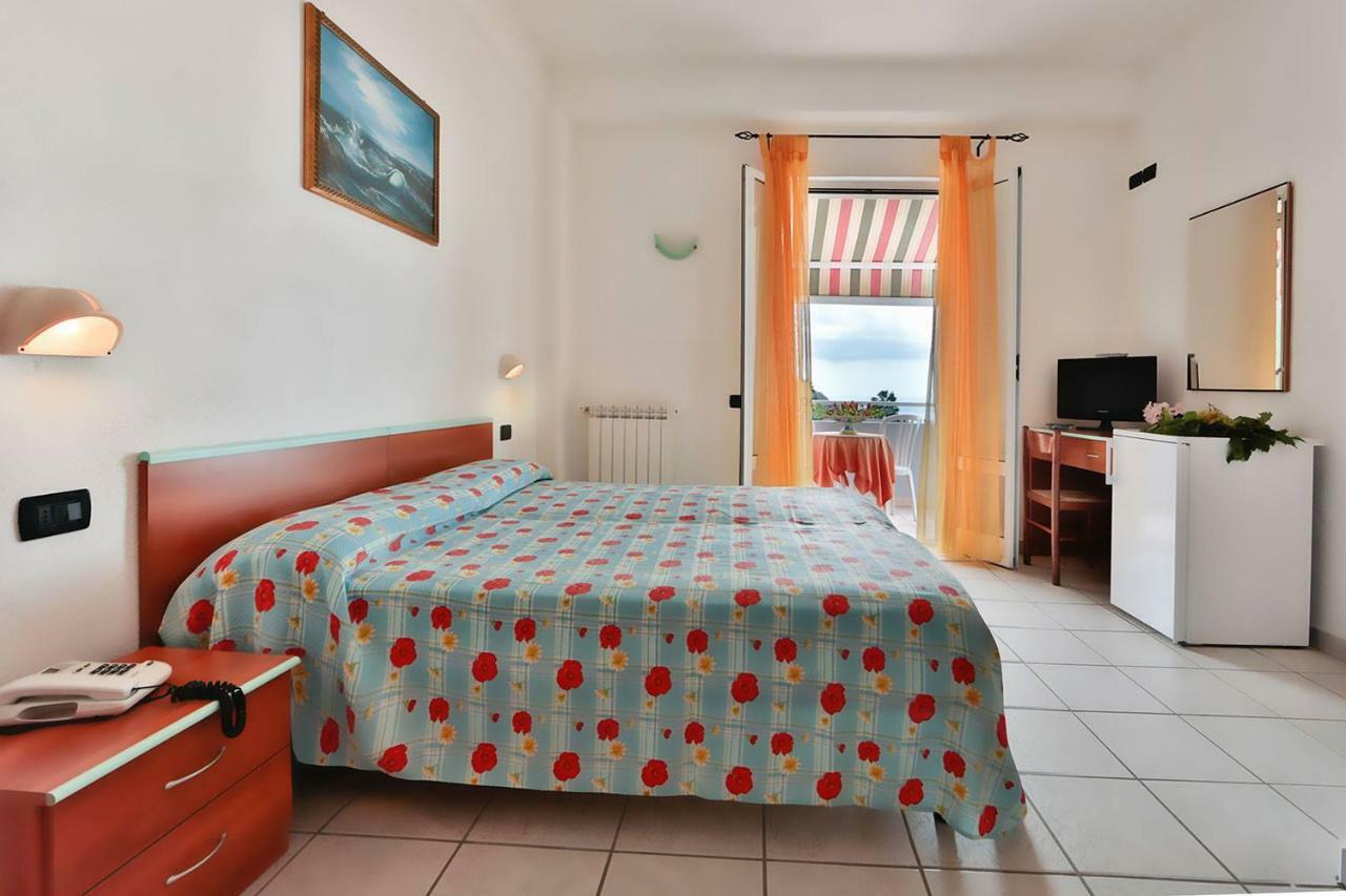 Hotel Villa Rita Forio di Ischia 外观 照片